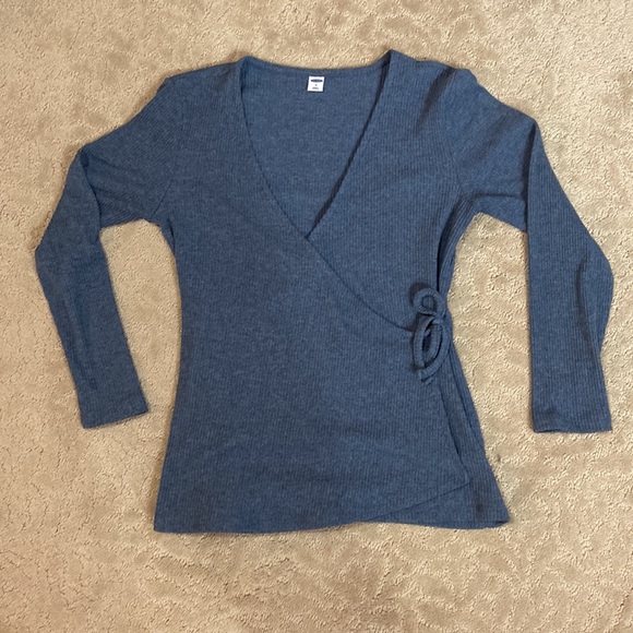 Old Navy wrap V neck sweater size M - Picture 4 of 6
